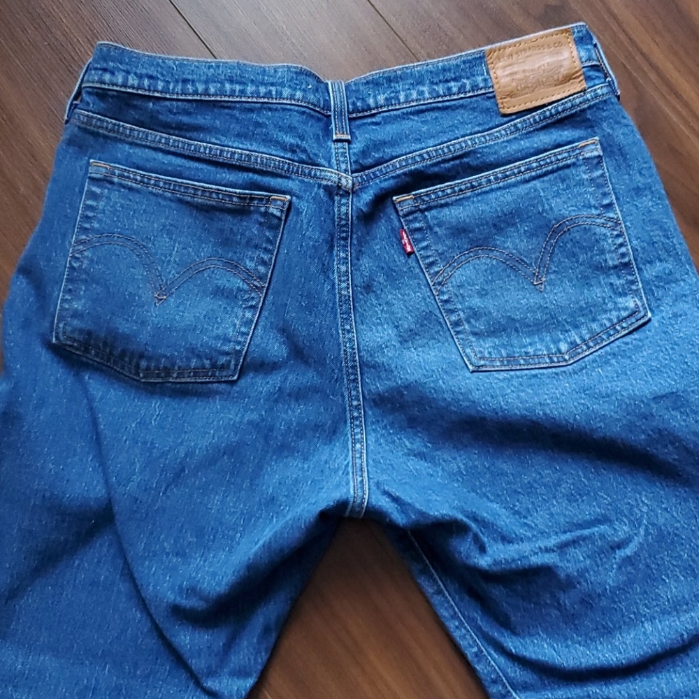 Levi's Wedgie Fit Jeans - Picture 3 of 5